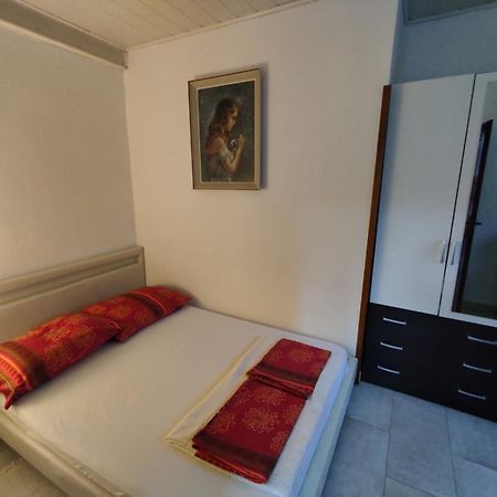 Studio Apartman Gorica 奥古林 外观 照片